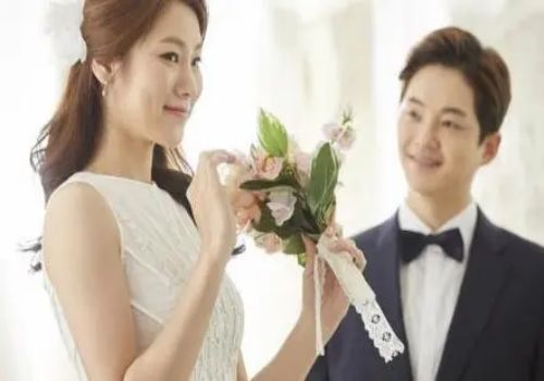 结婚十年后财产如何去划分